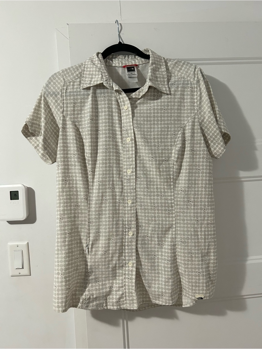 The North Face Light Gray Dot-Print Short-Sleeve Button-Down Shirt